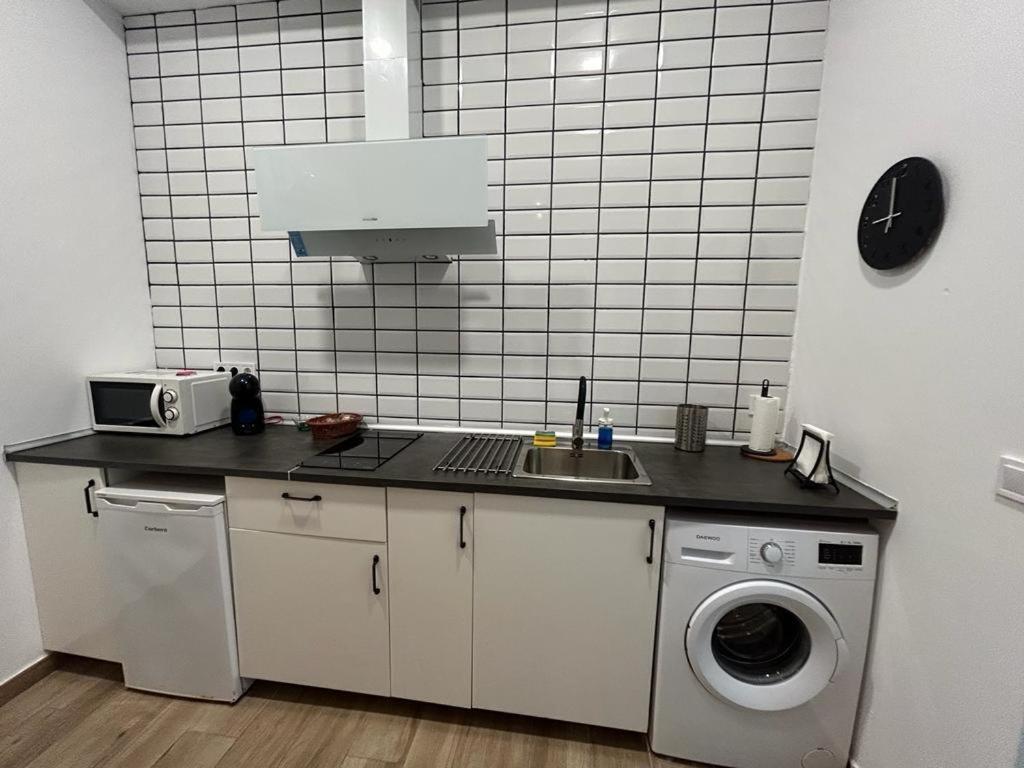 Apartamentos Pino Benidorm Habitación foto